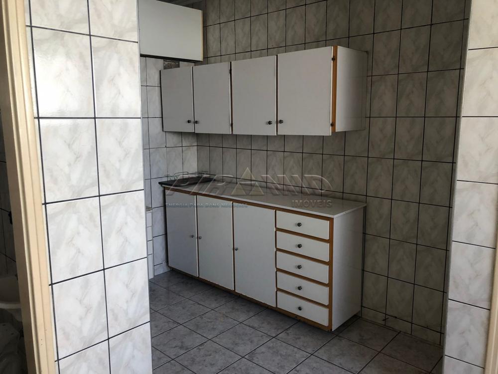 Alugar Apartamento / Padr&atilde;o em Ribeir&atilde;o Preto R$ 1.400,00 - Foto 17