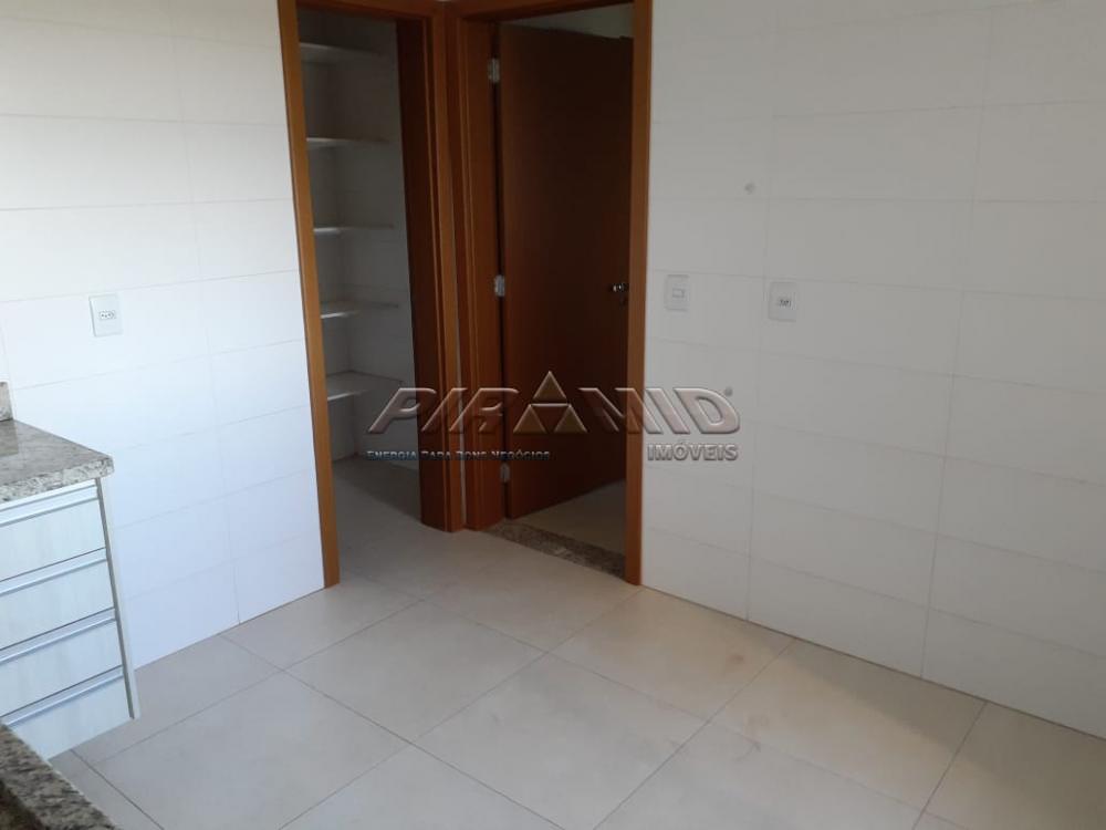 Alugar Apartamento / Padr&atilde;o em Ribeir&atilde;o Preto R$ 4.000,00 - Foto 17