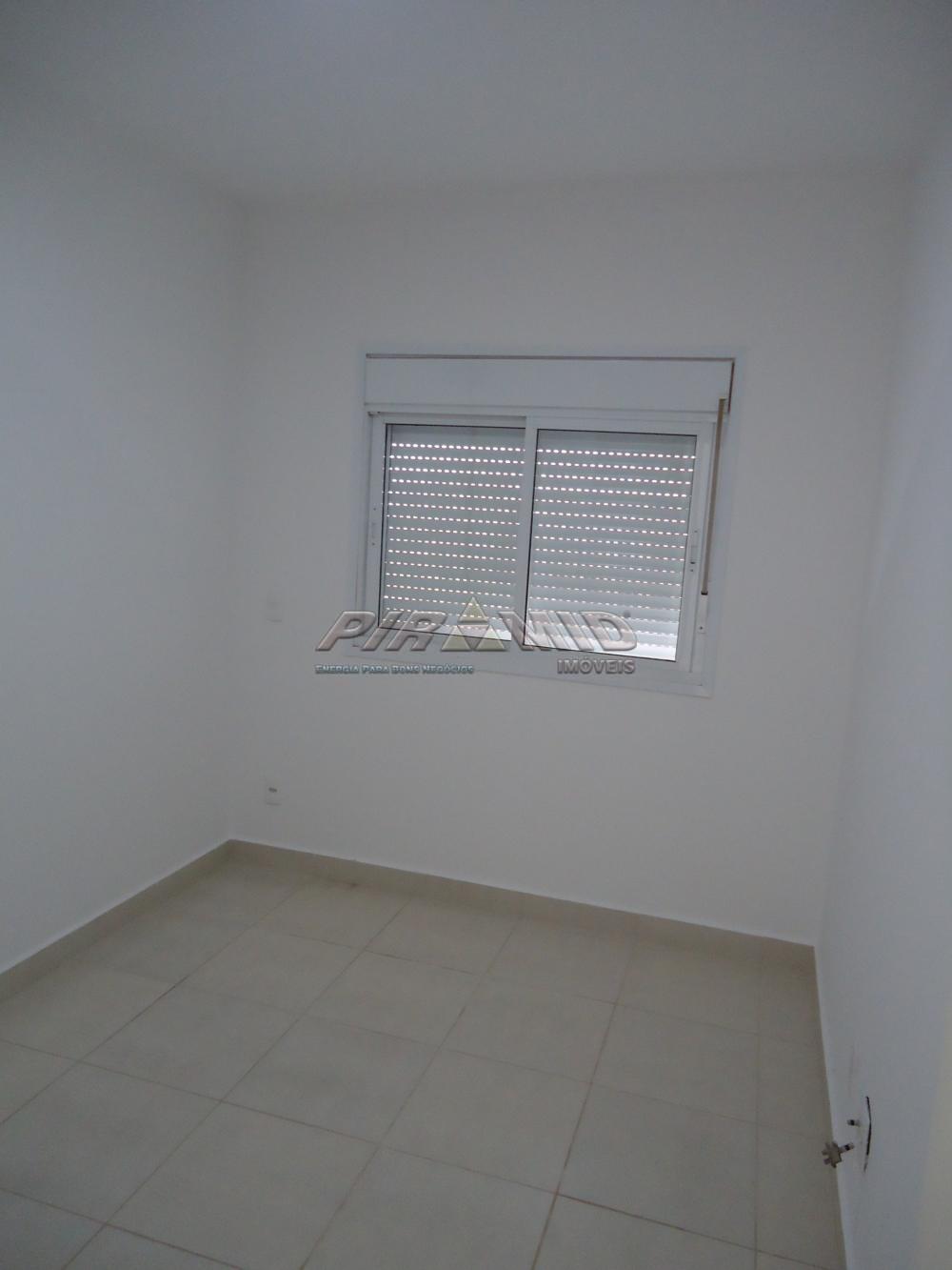 Alugar Apartamento / Padr&atilde;o em Ribeir&atilde;o Preto R$ 2.000,00 - Foto 4