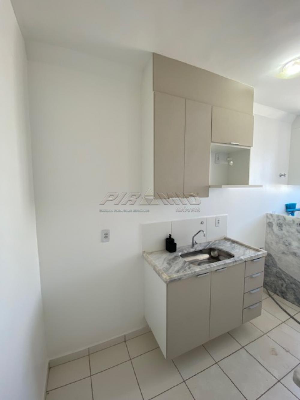 Alugar Apartamento / Padr&atilde;o em Ribeir&atilde;o Preto R$ 900,00 - Foto 9