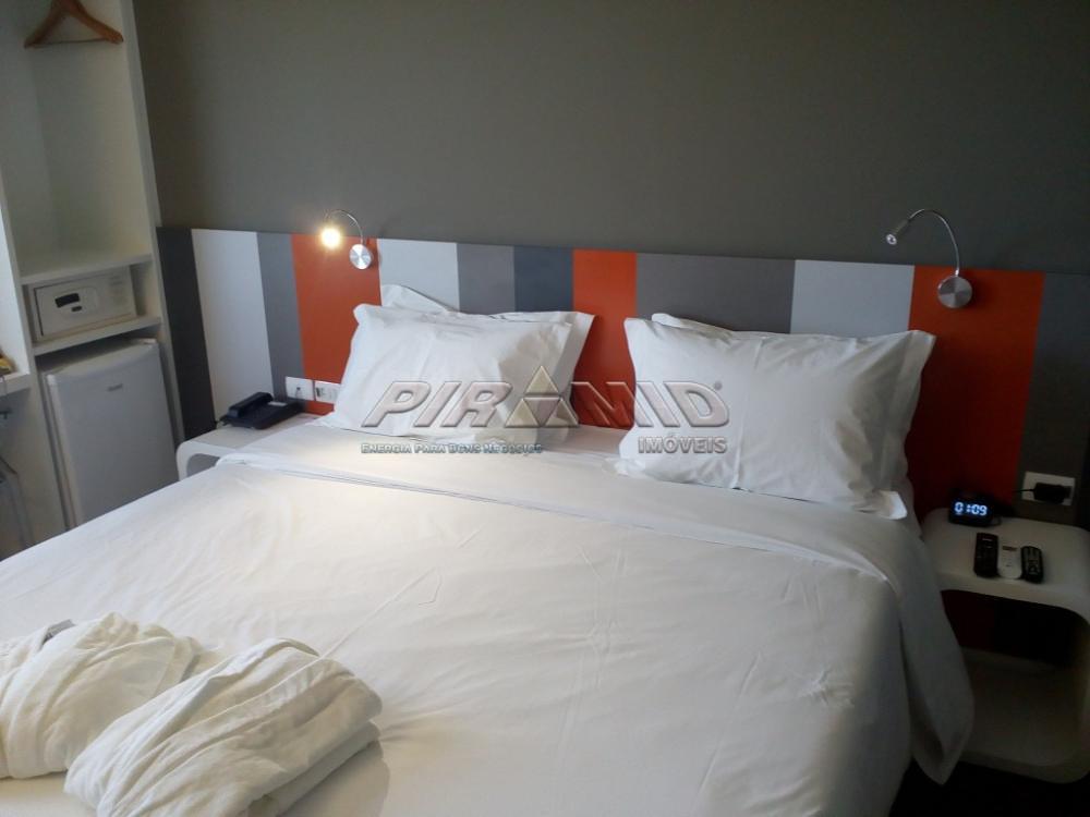 Comprar Apartamento / Flat em Ribeir&atilde;o Preto R$ 240.000,00 - Foto 1