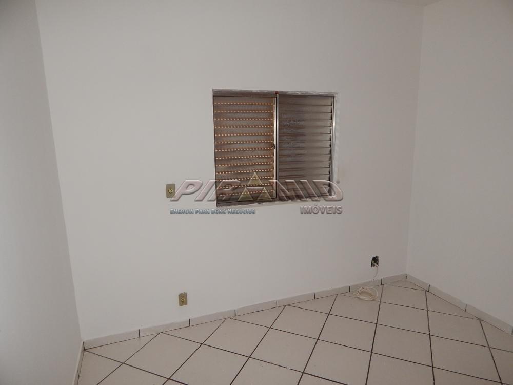 Alugar Apartamento / Padr&atilde;o em Ribeir&atilde;o Preto R$ 1.200,00 - Foto 3