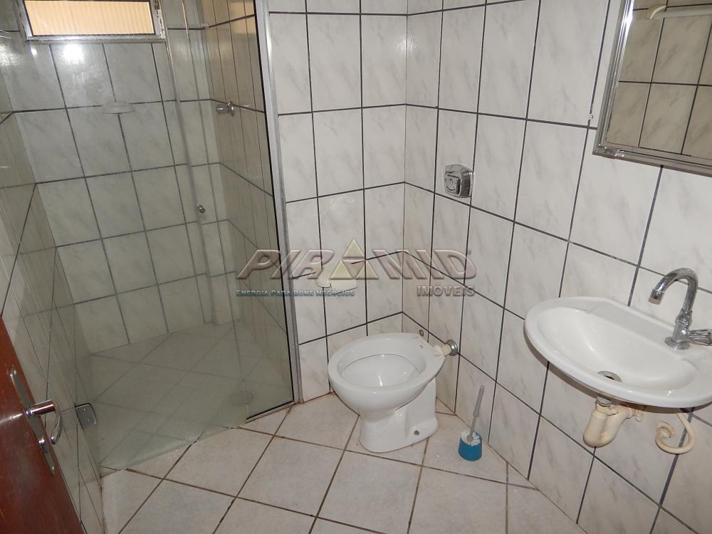 Alugar Apartamento / Padr&atilde;o em Ribeir&atilde;o Preto R$ 1.200,00 - Foto 8