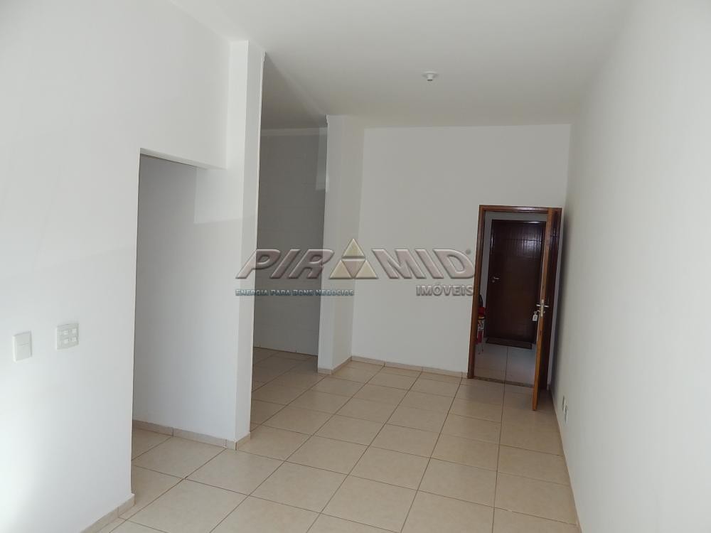 Alugar Apartamento / Padr&atilde;o em Ribeir&atilde;o Preto R$ 1.400,00 - Foto 1