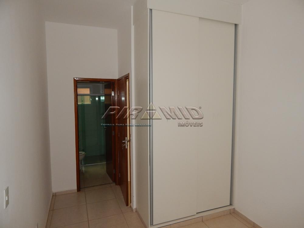 Alugar Apartamento / Padr&atilde;o em Ribeir&atilde;o Preto R$ 1.400,00 - Foto 3