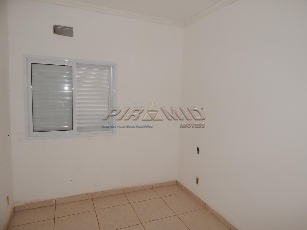 Alugar Apartamento / Padr&atilde;o em Ribeir&atilde;o Preto R$ 1.300,00 - Foto 4