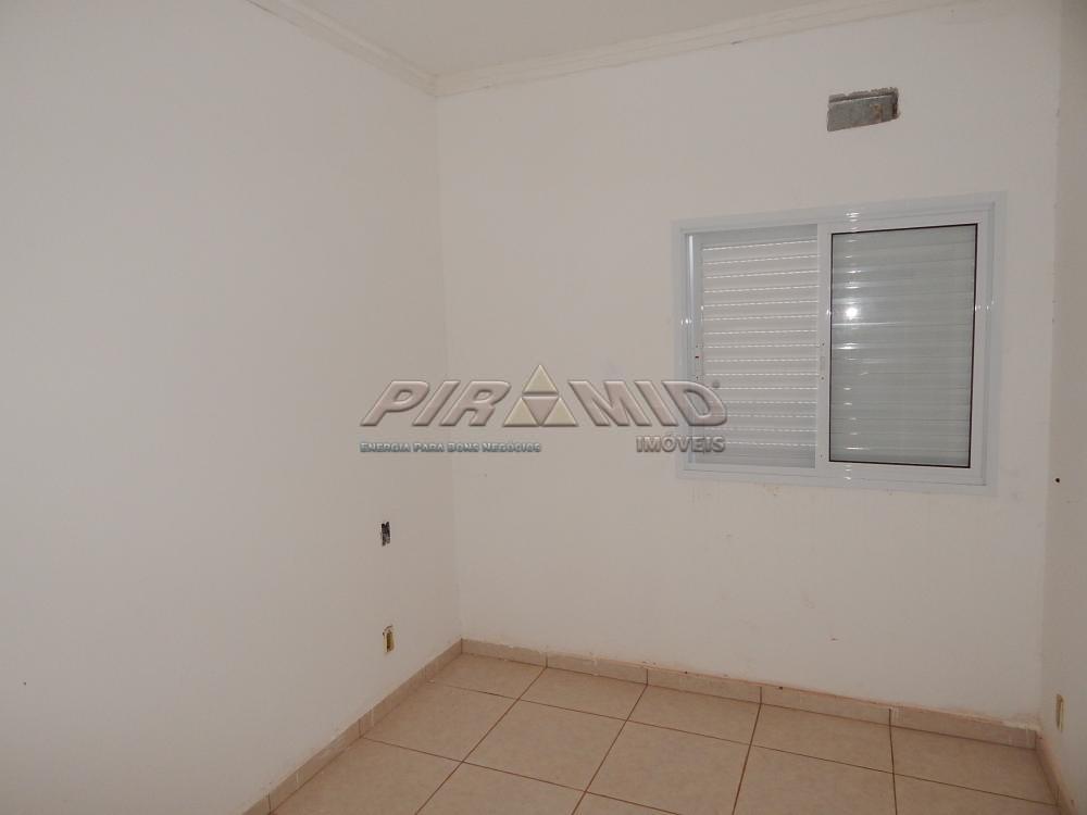 Alugar Apartamento / Padr&atilde;o em Ribeir&atilde;o Preto R$ 1.300,00 - Foto 3