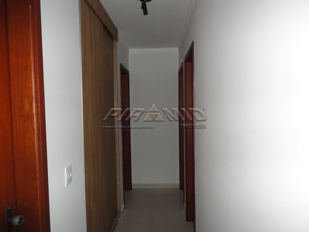 Alugar Apartamento / Padr&atilde;o em Ribeir&atilde;o Preto R$ 1.300,00 - Foto 4