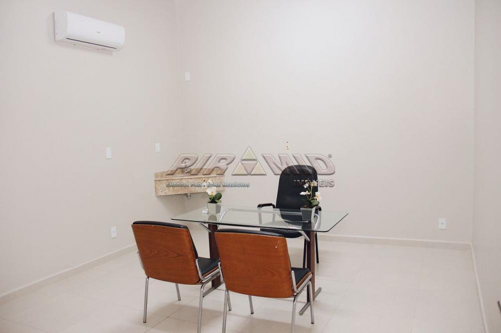 Alugar Comercial / Sala em Ribeir&atilde;o Preto R$ 1.750,00 - Foto 12