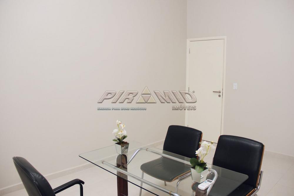 Alugar Comercial / Sala em Ribeir&atilde;o Preto R$ 1.750,00 - Foto 14