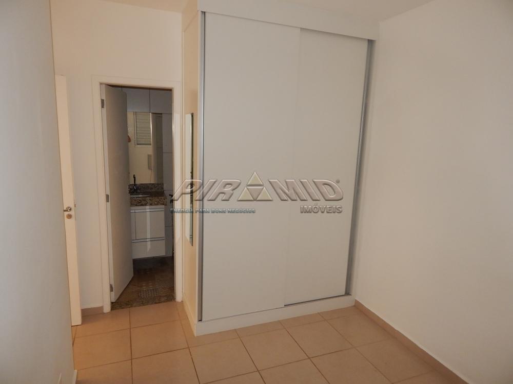 Alugar Apartamento / Padr&atilde;o em Ribeir&atilde;o Preto R$ 1.000,00 - Foto 4