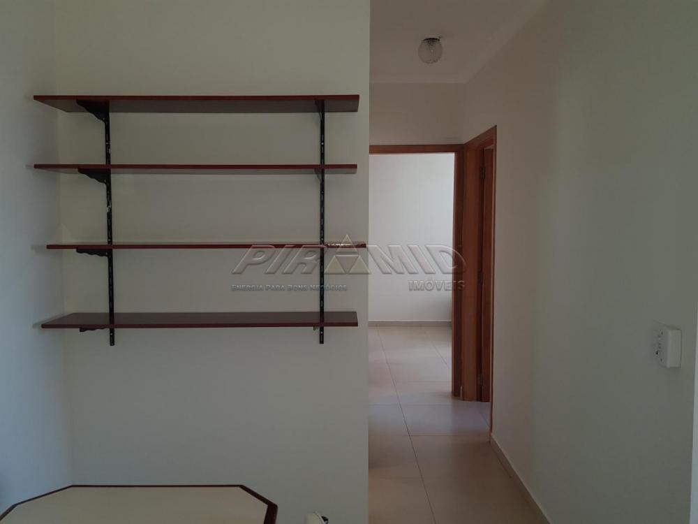 Alugar Apartamento / Padr&atilde;o em Ribeir&atilde;o Preto R$ 700,00 - Foto 7