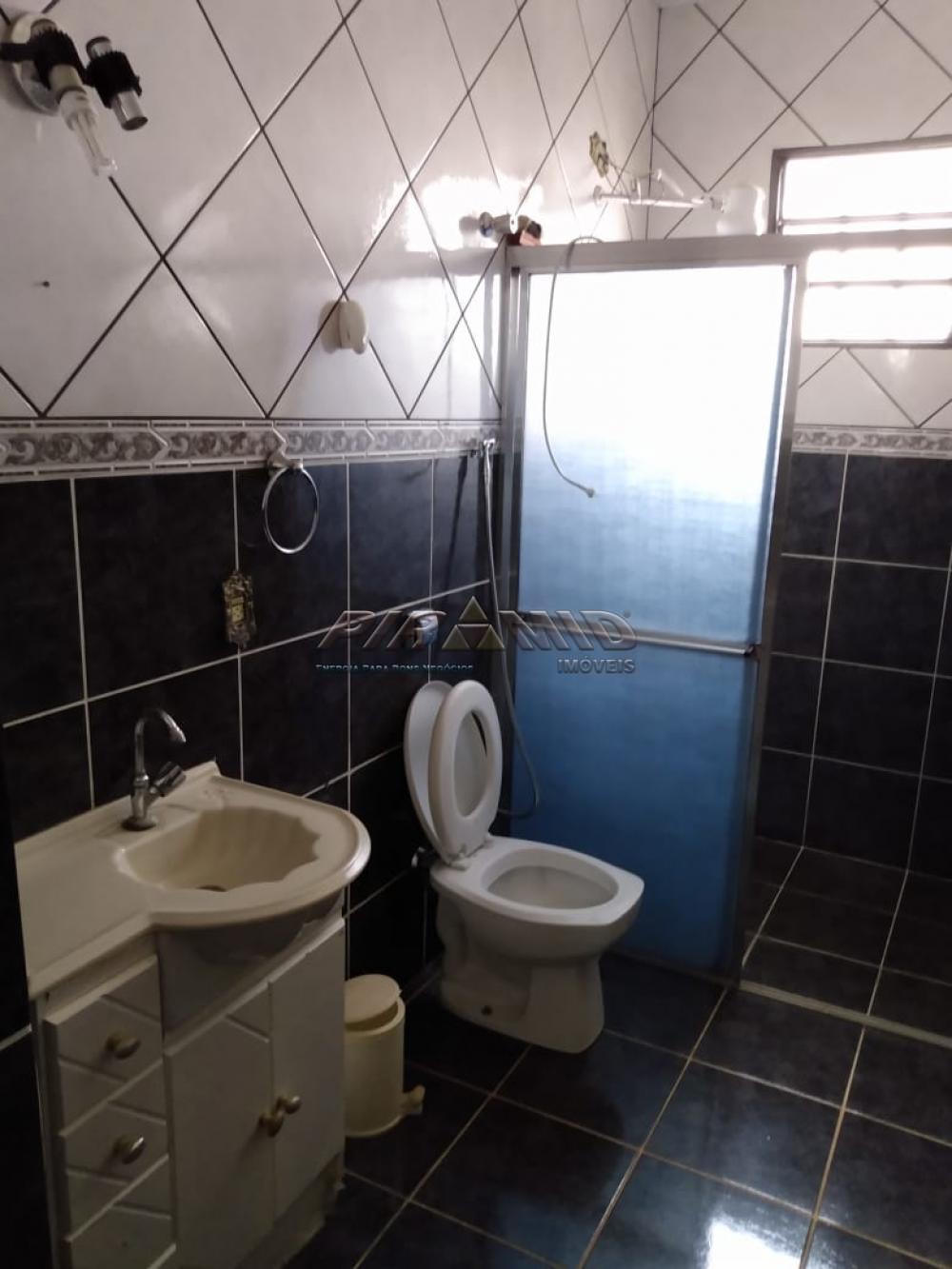 Alugar Casa / Padr&atilde;o em Ribeir&atilde;o Preto R$ 1.300,00 - Foto 17