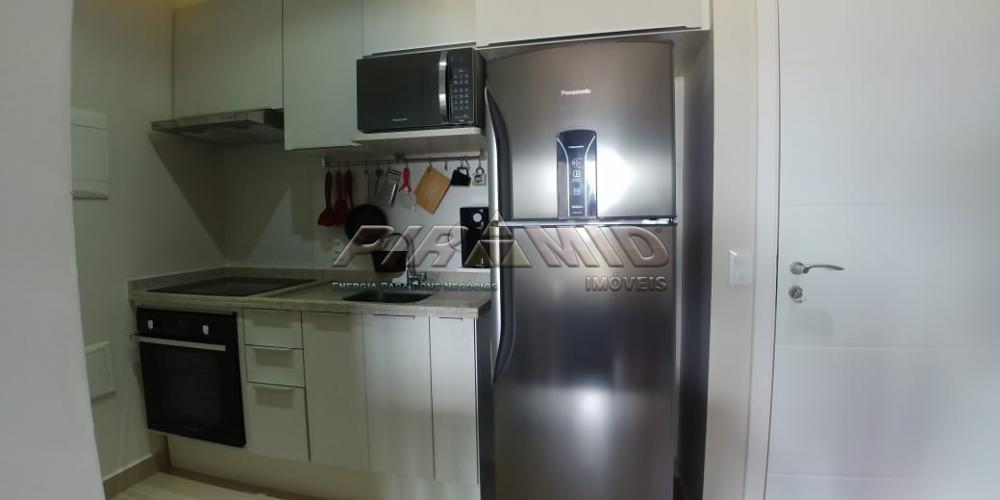 Alugar Apartamento / Padr&atilde;o em Ribeir&atilde;o Preto R$ 1.800,00 - Foto 7