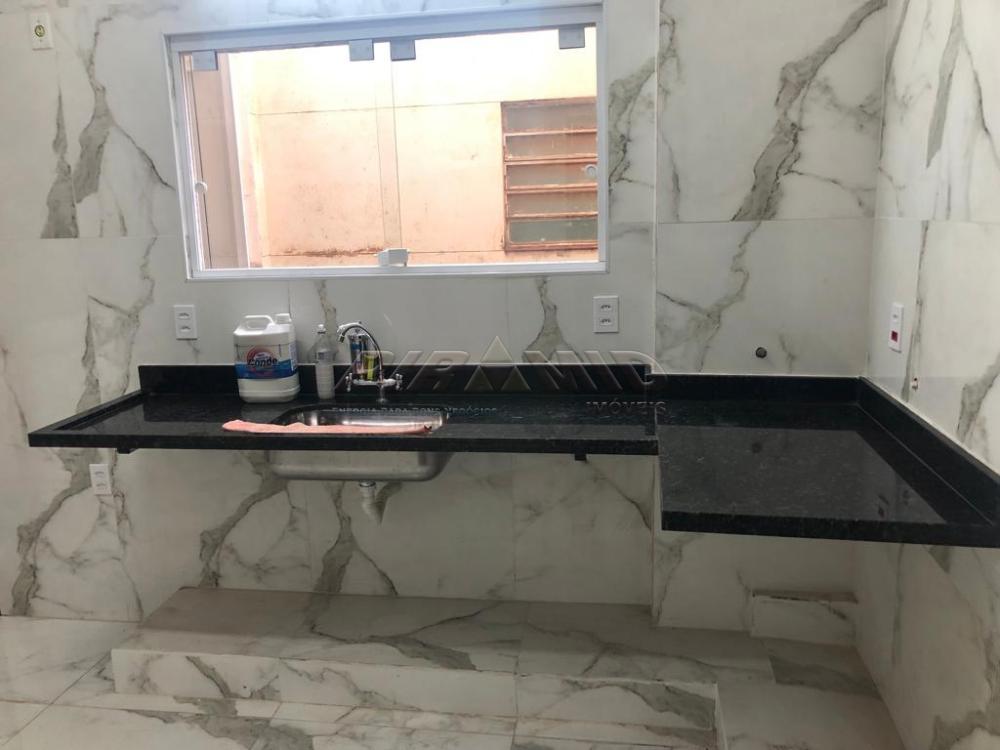 Alugar Apartamento / Padr&atilde;o em Ribeir&atilde;o Preto R$ 1.100,00 - Foto 17