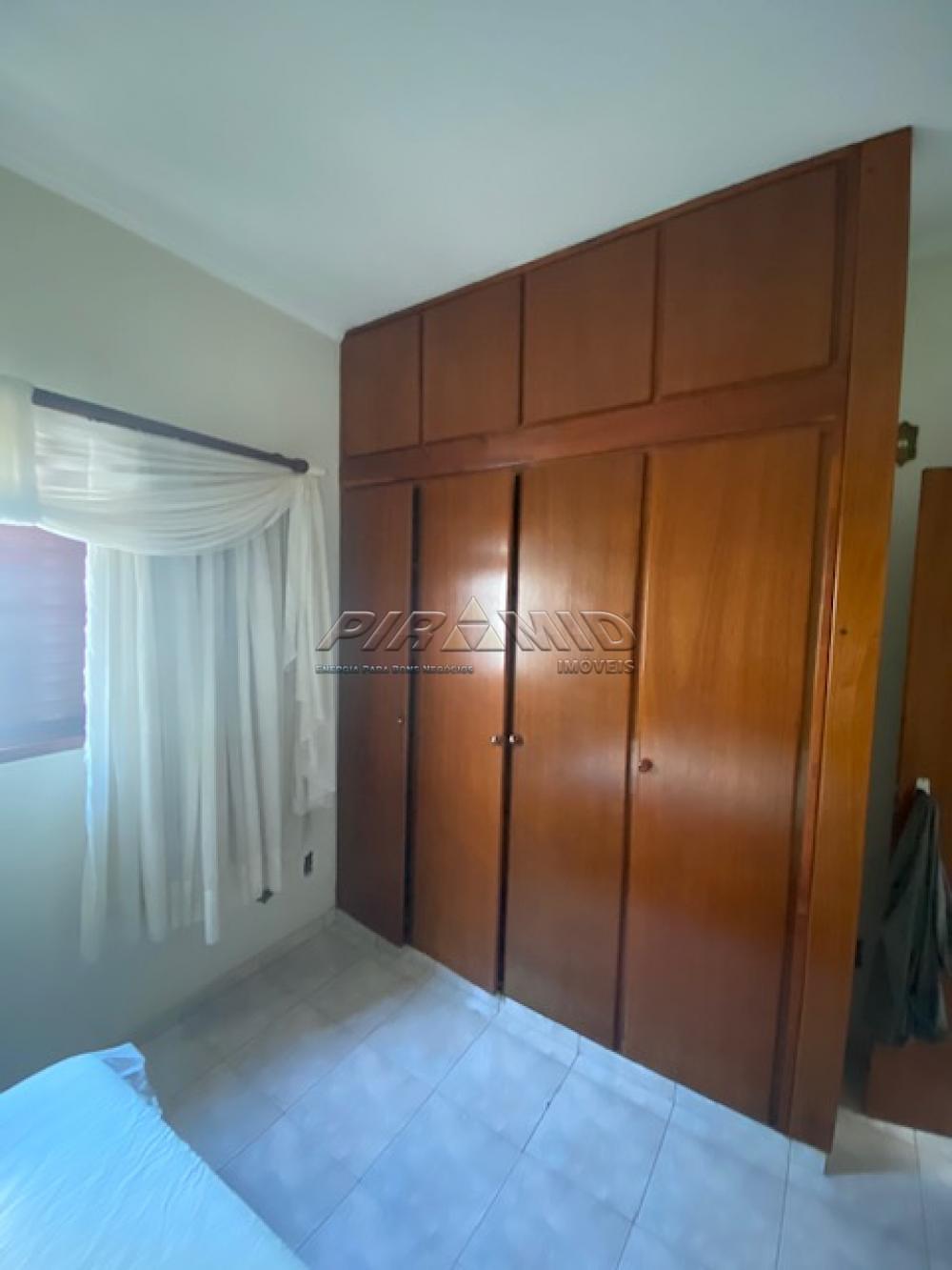 Alugar Casa / Padr&atilde;o em Ribeir&atilde;o Preto R$ 1.800,00 - Foto 13