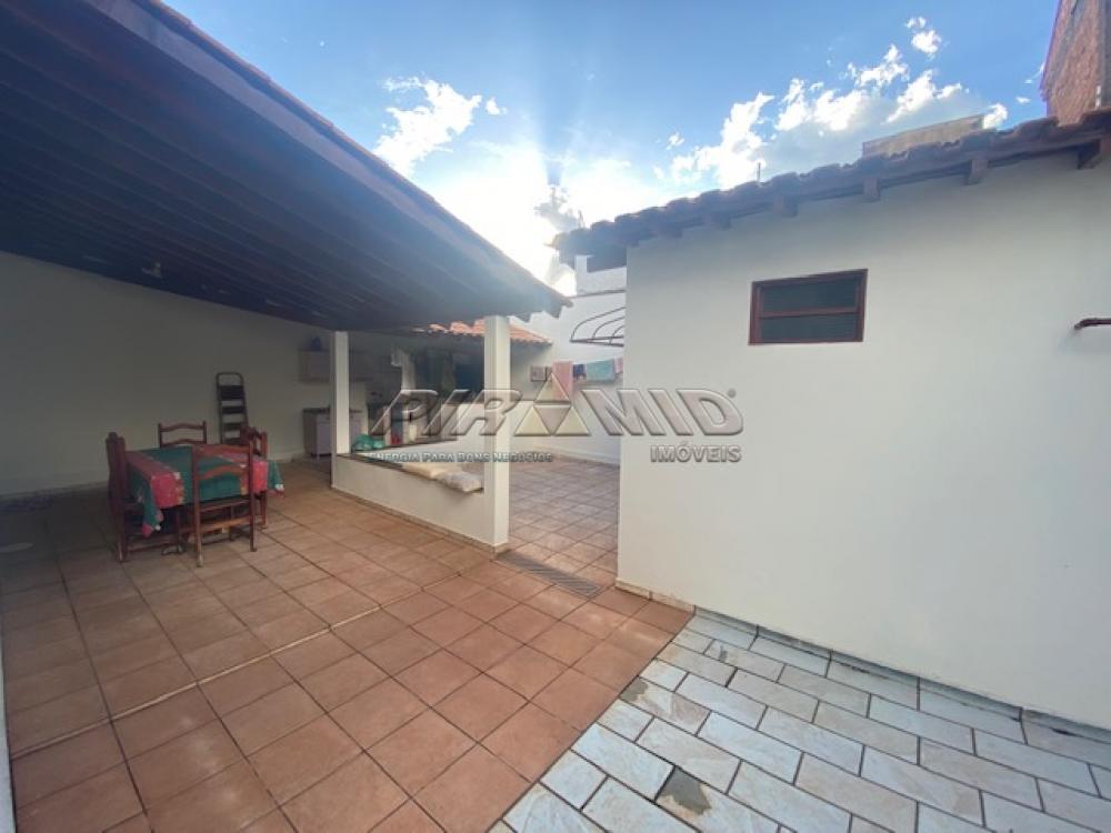 Alugar Casa / Padr&atilde;o em Ribeir&atilde;o Preto R$ 1.800,00 - Foto 17