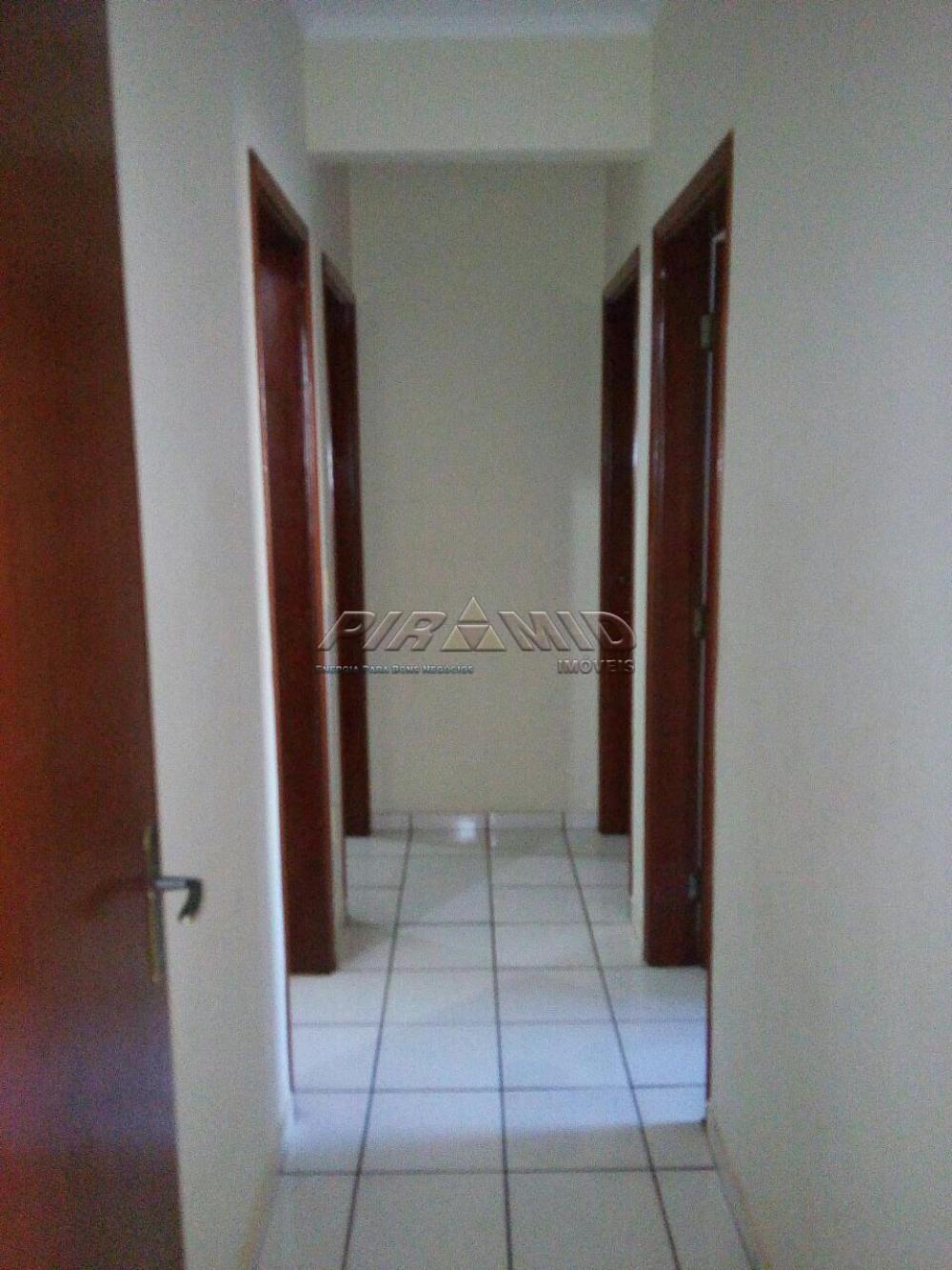 Alugar Apartamento / Padr&atilde;o em Ribeir&atilde;o Preto R$ 800,00 - Foto 4