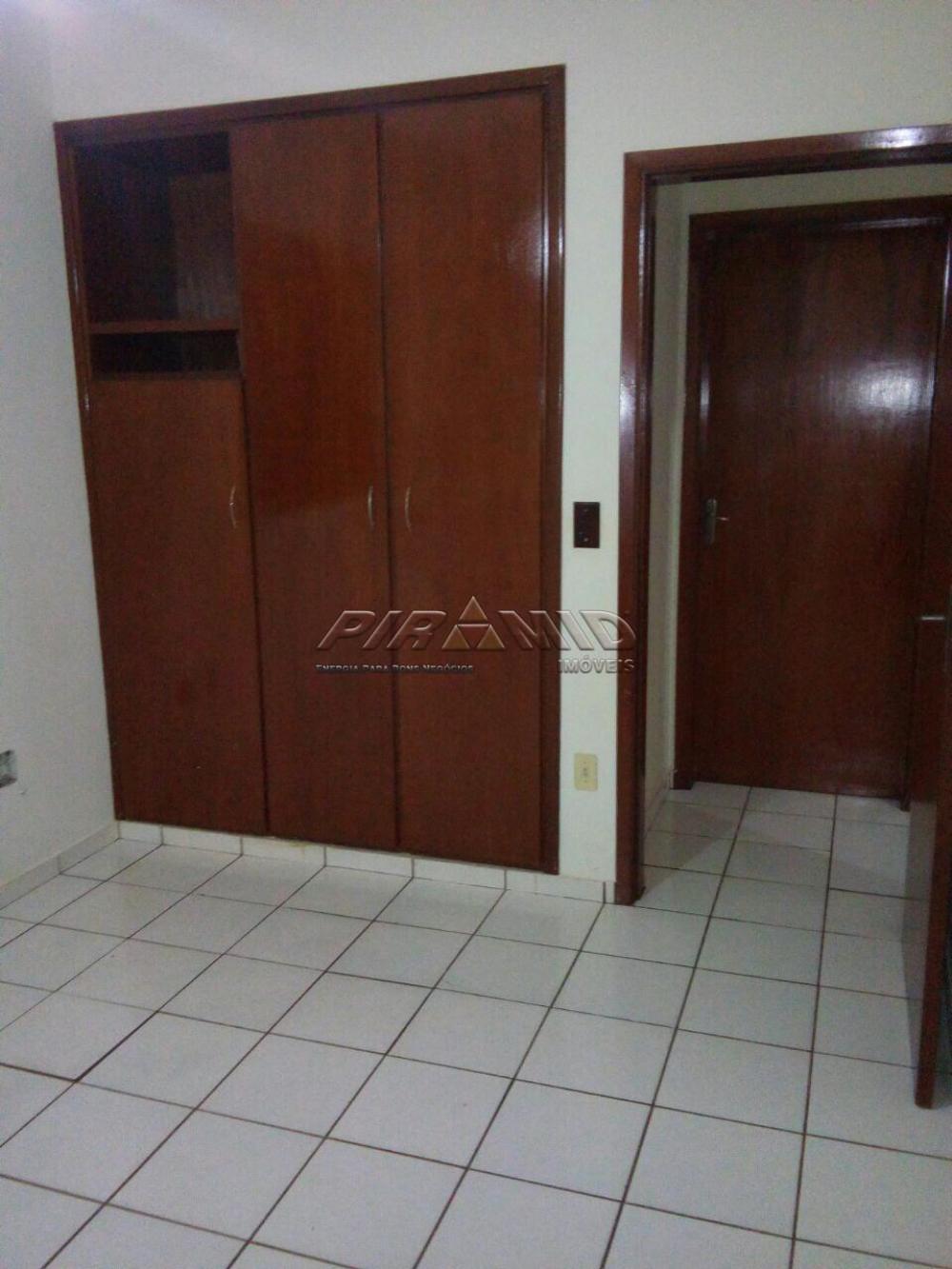 Alugar Apartamento / Padr&atilde;o em Ribeir&atilde;o Preto R$ 800,00 - Foto 11