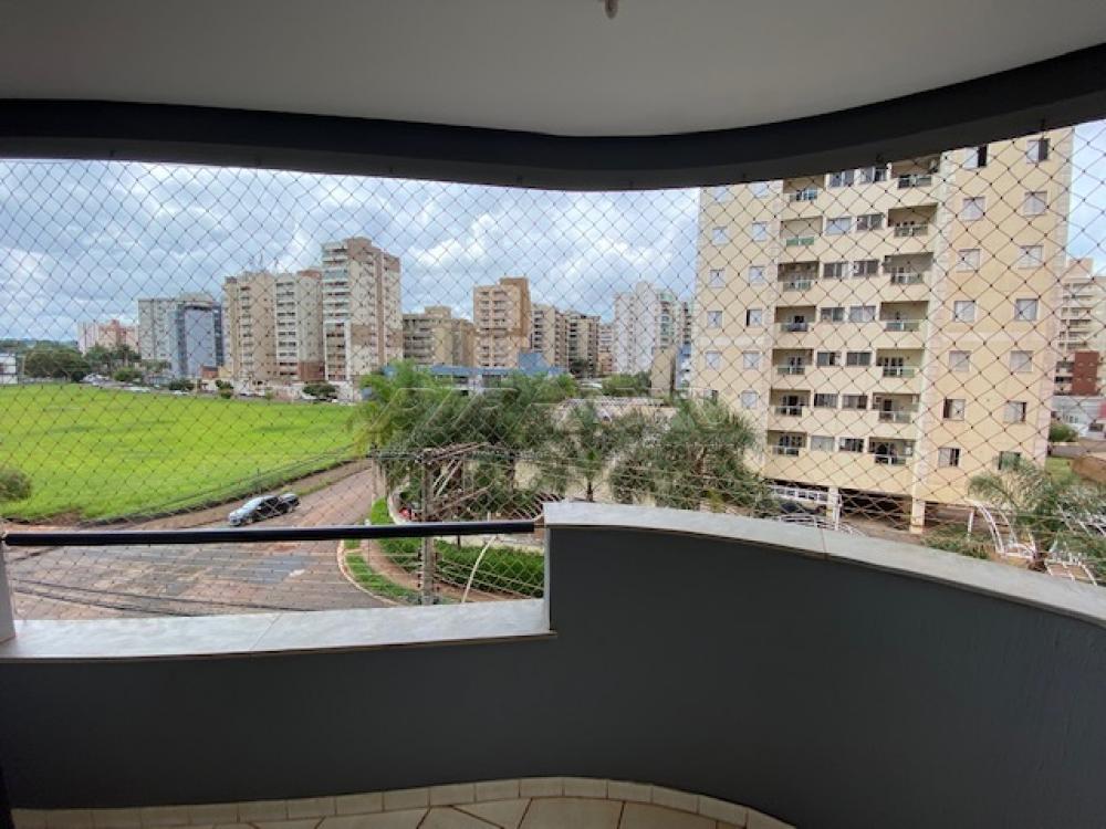 Comprar Apartamento / Padr&atilde;o em Ribeir&atilde;o Preto R$ 405.000,00 - Foto 3
