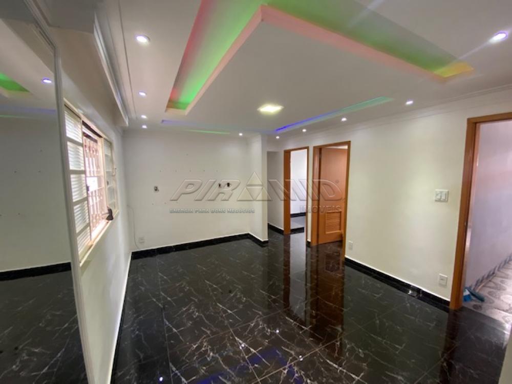 Alugar Casa / Padr&atilde;o em Ribeir&atilde;o Preto R$ 1.600,00 - Foto 4