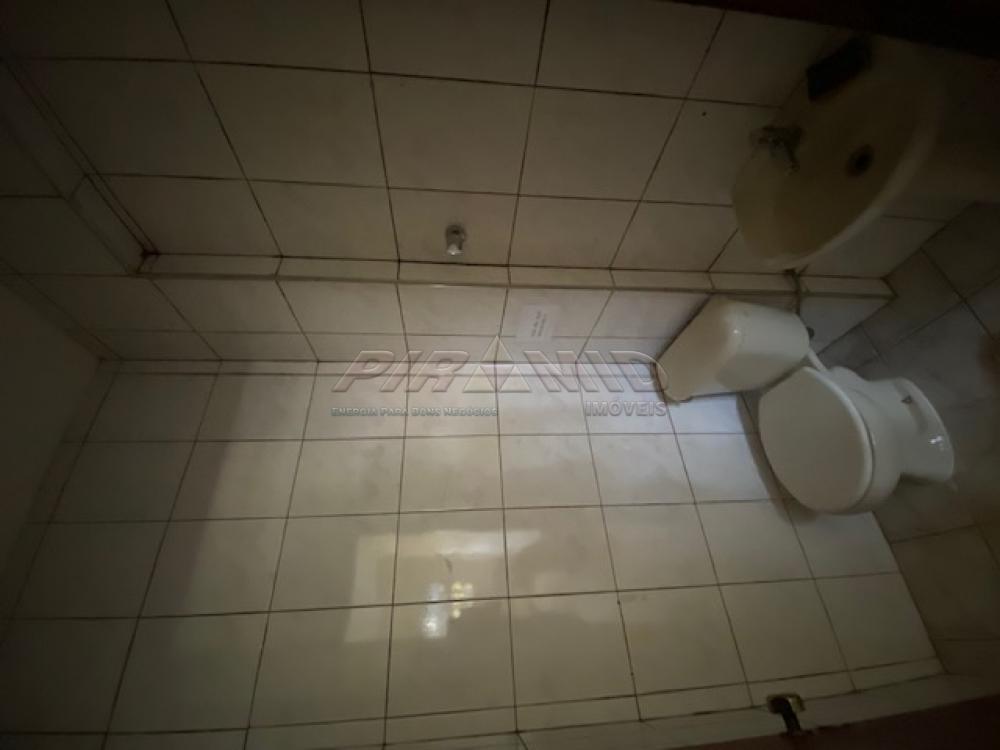 Alugar Comercial / Sala em Ribeir&atilde;o Preto R$ 700,00 - Foto 4
