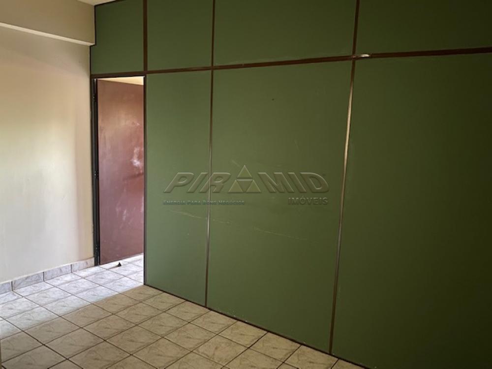 Alugar Comercial / Sala em Ribeir&atilde;o Preto R$ 700,00 - Foto 4