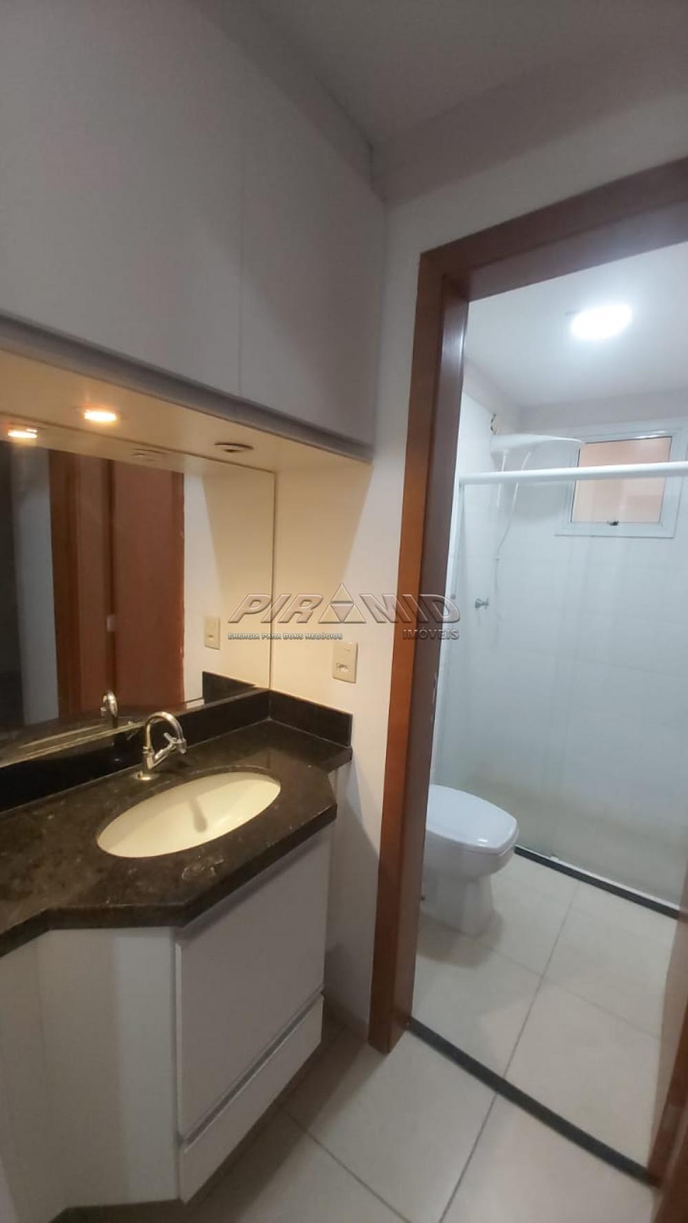 Alugar Apartamento / Padr&atilde;o em Ribeir&atilde;o Preto R$ 1.300,00 - Foto 17