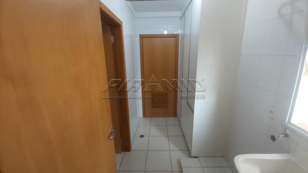 Alugar Apartamento / Padr&atilde;o em Ribeir&atilde;o Preto R$ 2.500,00 - Foto 16