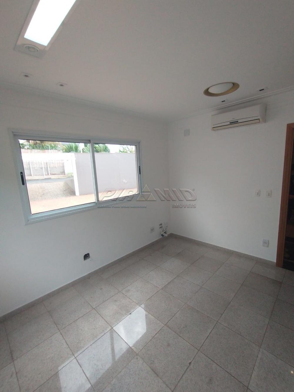 Alugar Comercial / Sala em Ribeir&atilde;o Preto R$ 2.200,00 - Foto 2