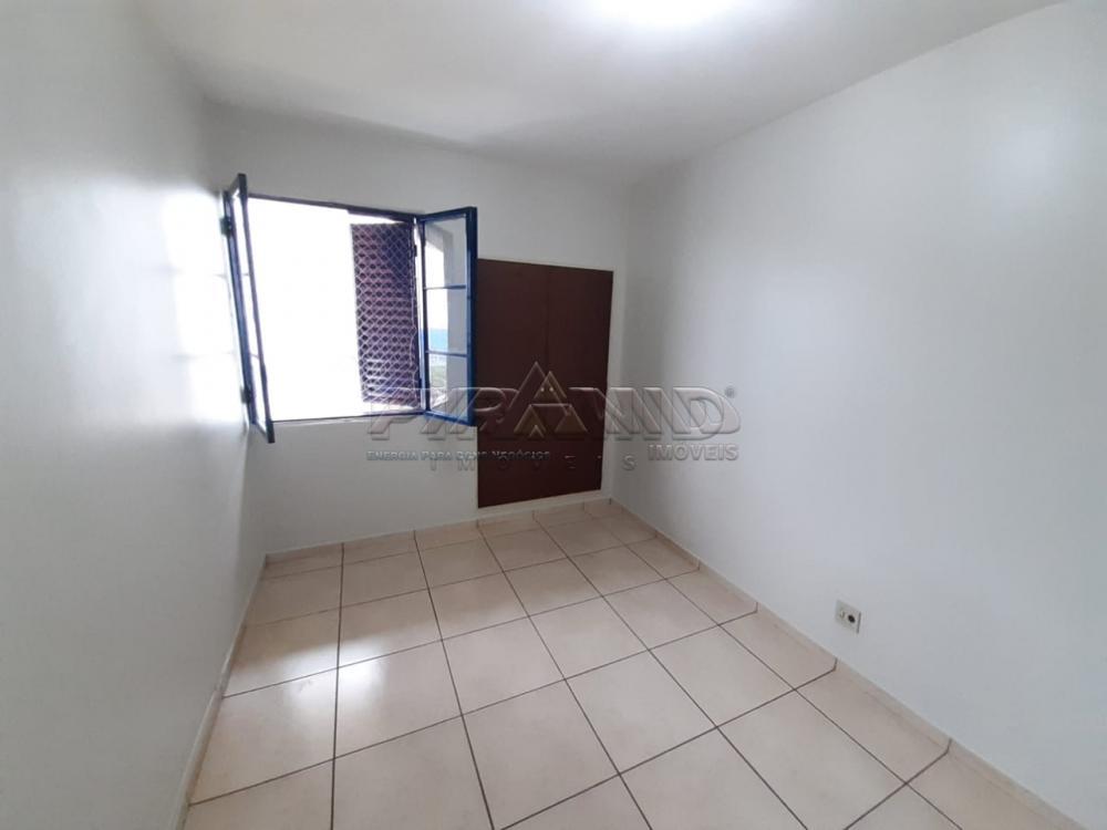 Alugar Apartamento / Padr&atilde;o em Ribeir&atilde;o Preto R$ 1.100,00 - Foto 12