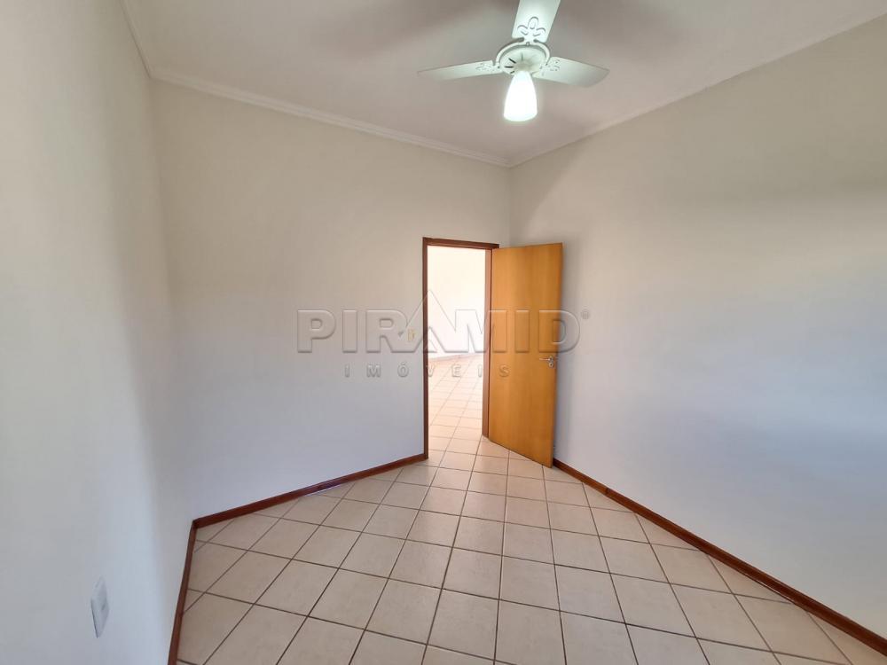 Alugar Apartamento / Padr&atilde;o em Ribeir&atilde;o Preto R$ 2.450,00 - Foto 8
