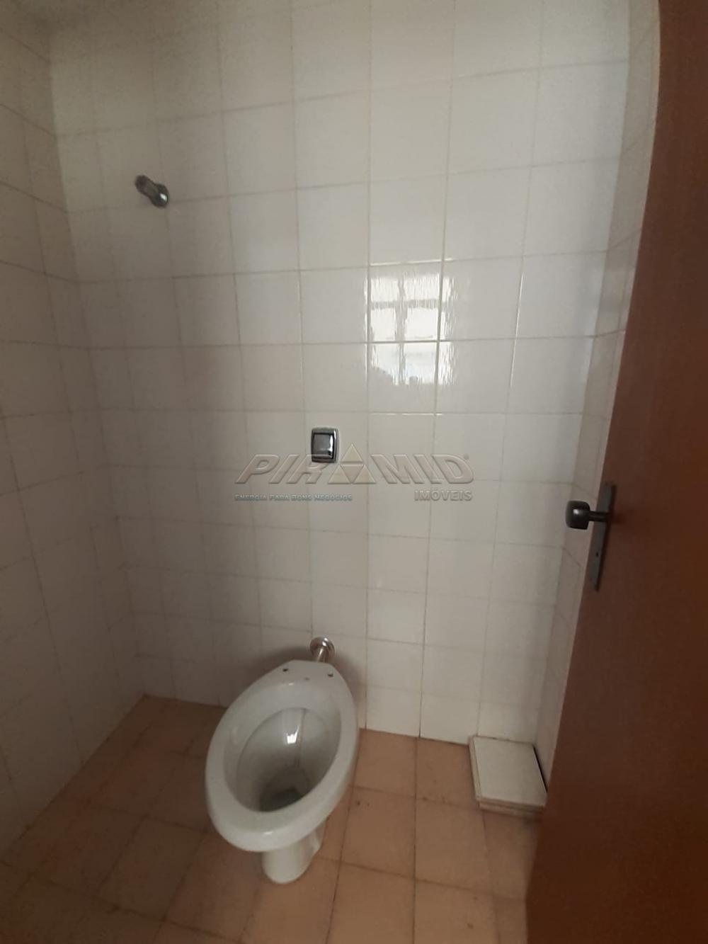 Alugar Apartamento / Padr&atilde;o em Ribeir&atilde;o Preto R$ 1.800,00 - Foto 14