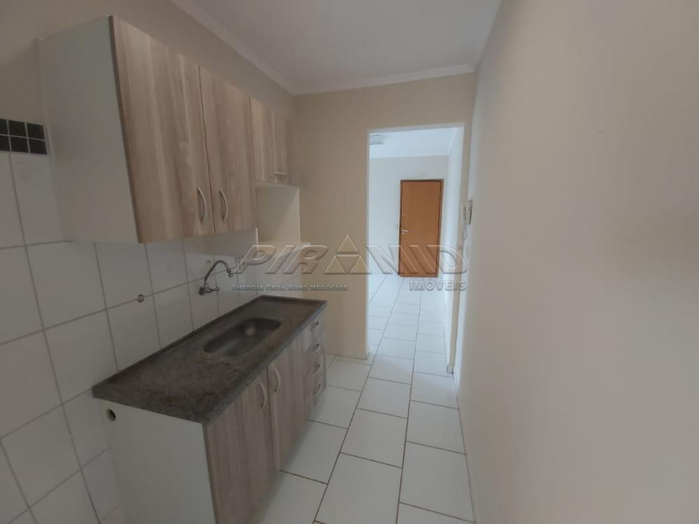 Alugar Apartamento / Padr&atilde;o em Ribeir&atilde;o Preto R$ 1.350,00 - Foto 12