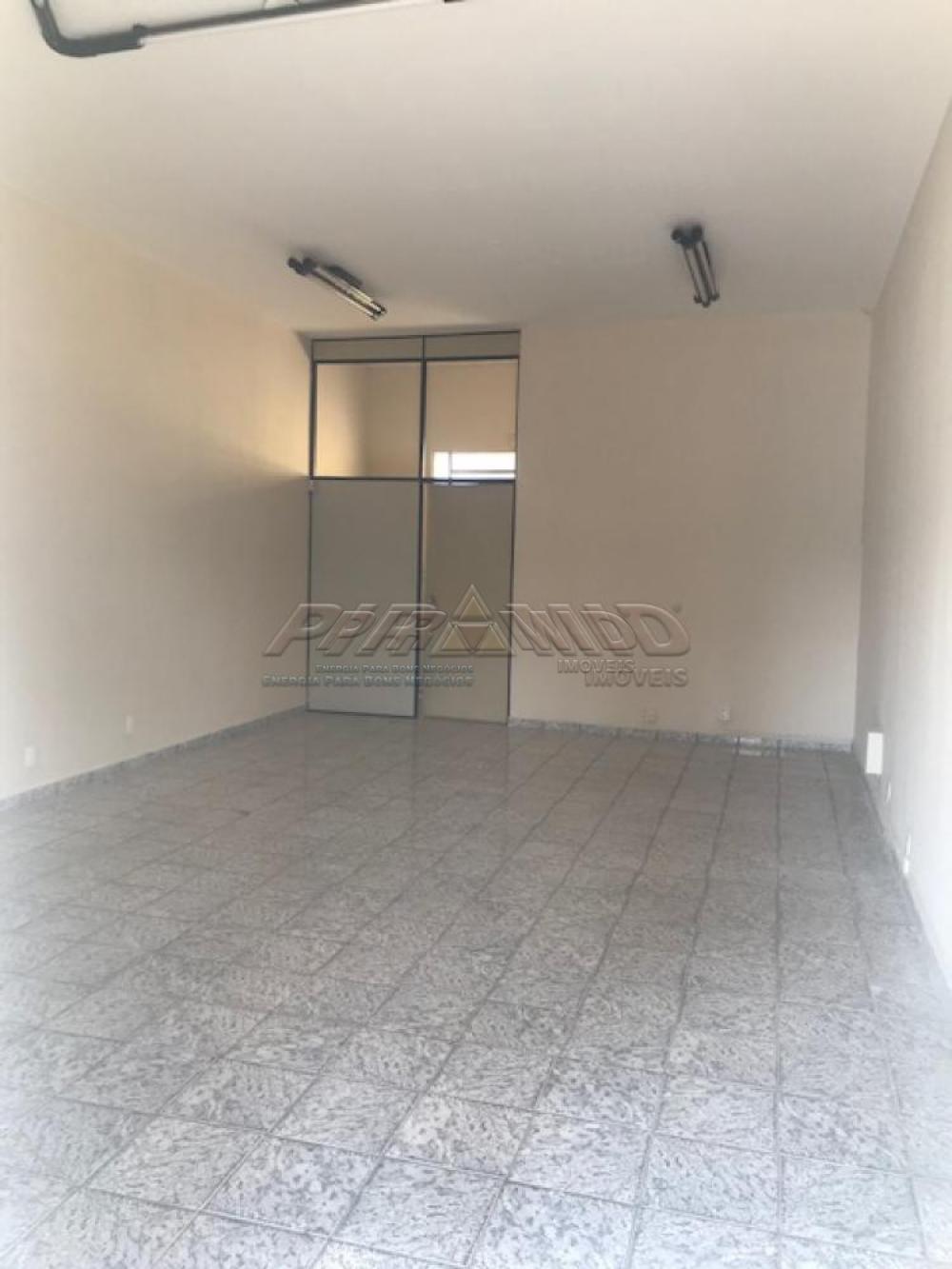 Alugar Comercial / Sal&atilde;o em Ribeir&atilde;o Preto R$ 1.400,00 - Foto 1