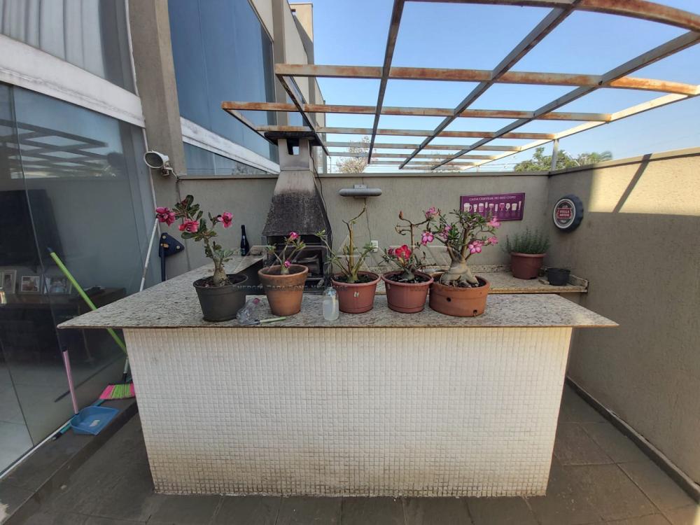 Alugar Apartamento / Padr&atilde;o em Ribeir&atilde;o Preto R$ 1.700,00 - Foto 4