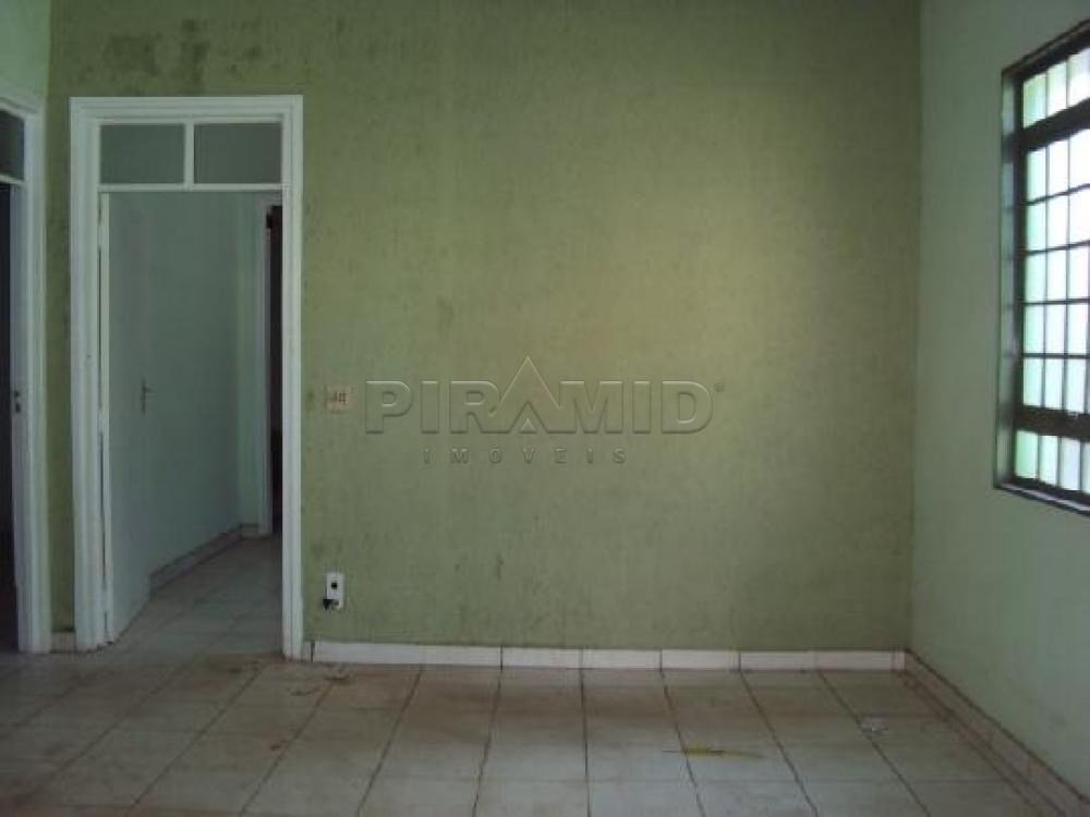 Alugar Casa / Padr&atilde;o em Ribeir&atilde;o Preto R$ 1.200,00 - Foto 2
