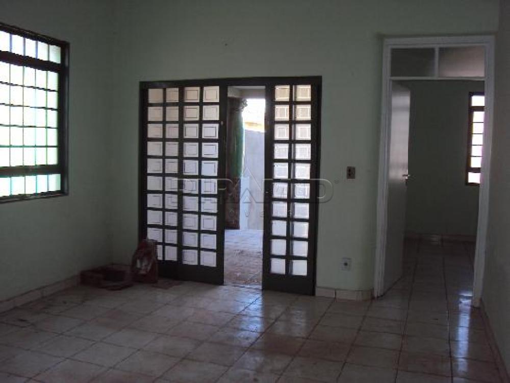 Alugar Casa / Padr&atilde;o em Ribeir&atilde;o Preto R$ 1.200,00 - Foto 3