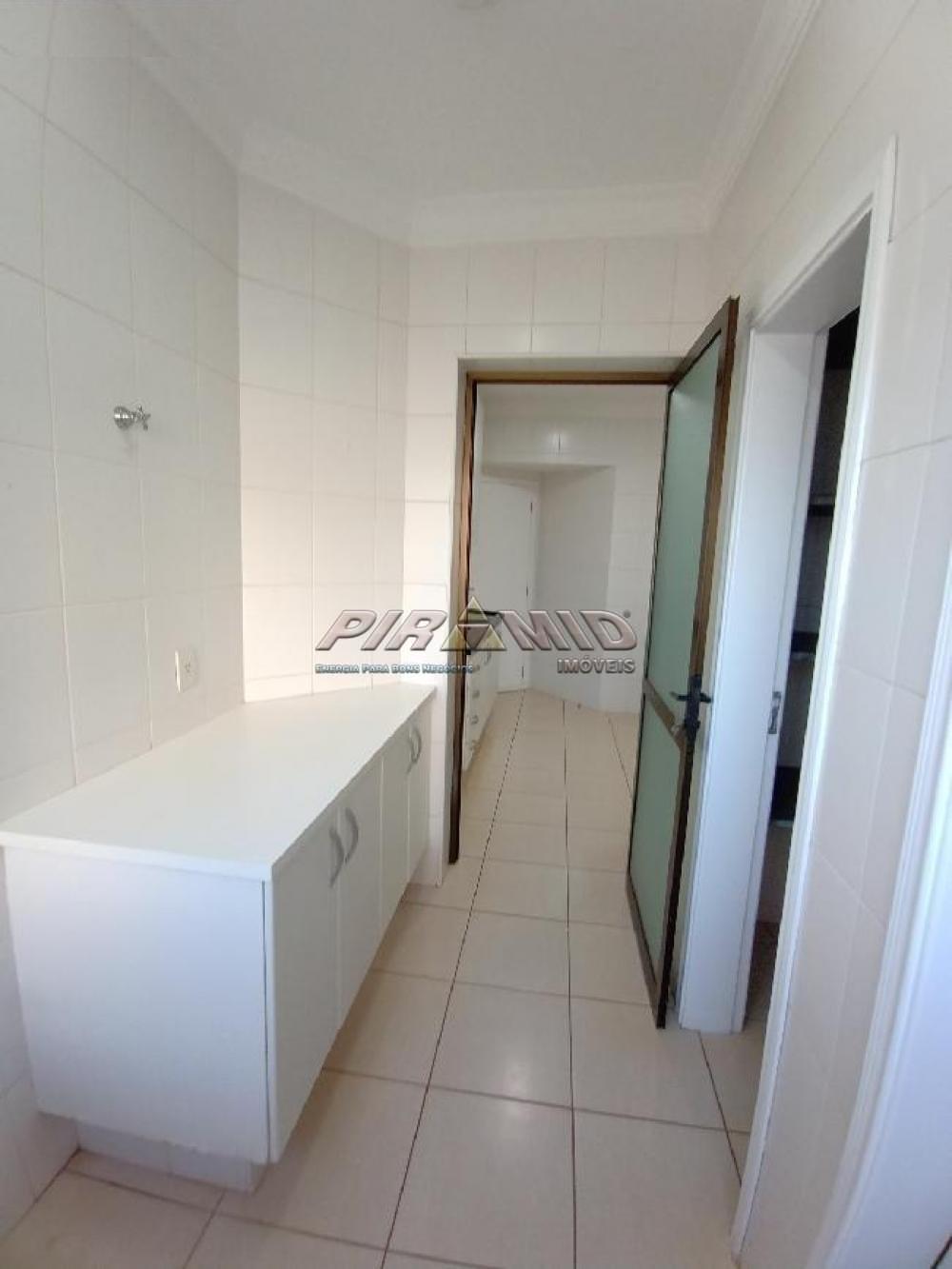 Alugar Apartamento / Padr&atilde;o em Ribeir&atilde;o Preto R$ 1.300,00 - Foto 24