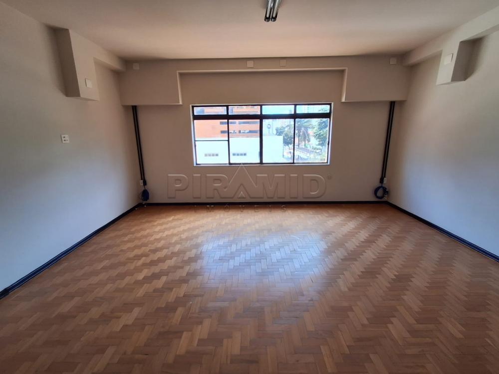 Alugar Apartamento / Padr&atilde;o em Ribeir&atilde;o Preto R$ 1.600,00 - Foto 1