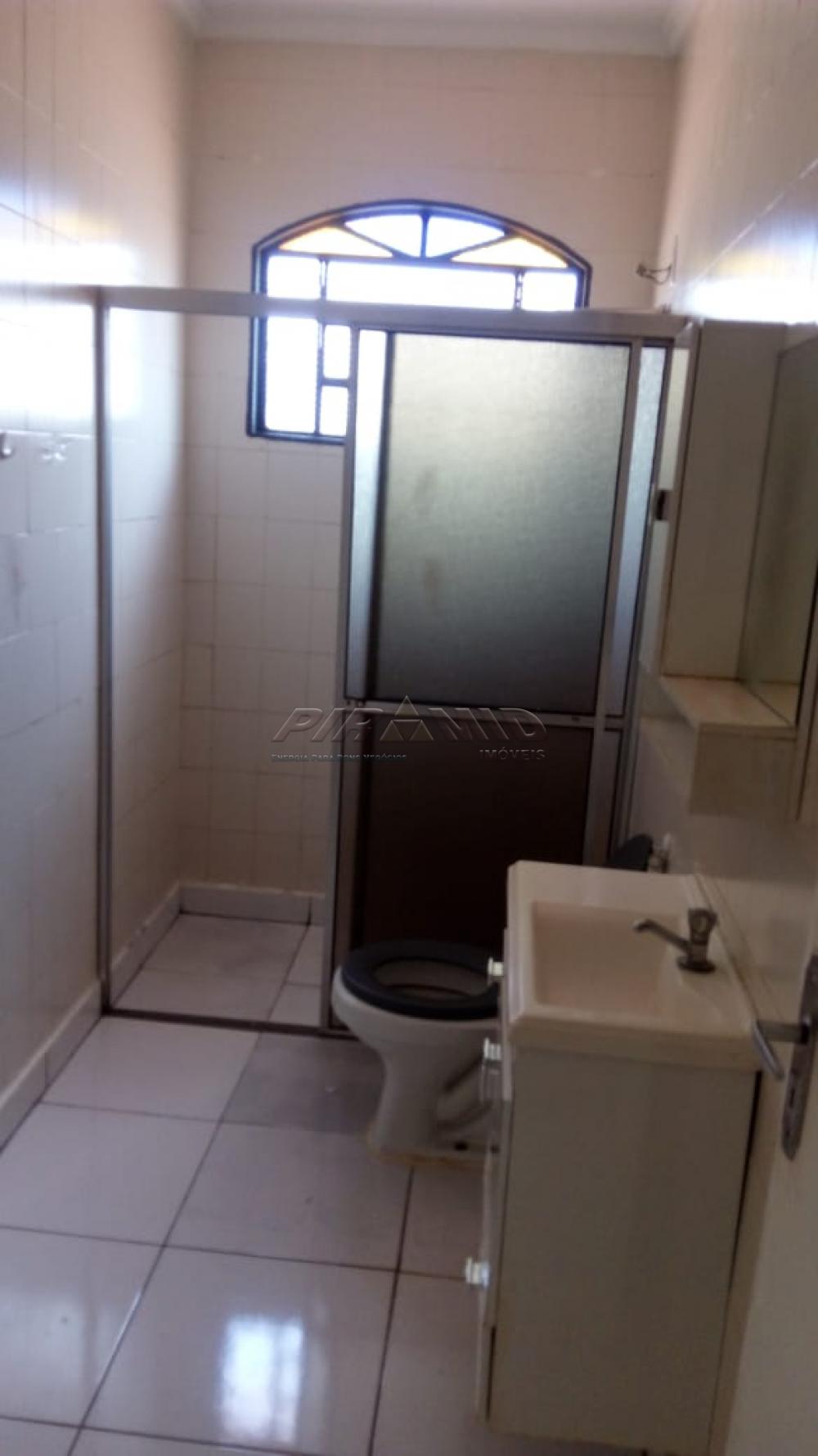 Alugar Apartamento / Padr&atilde;o em Ribeir&atilde;o Preto R$ 1.200,00 - Foto 5
