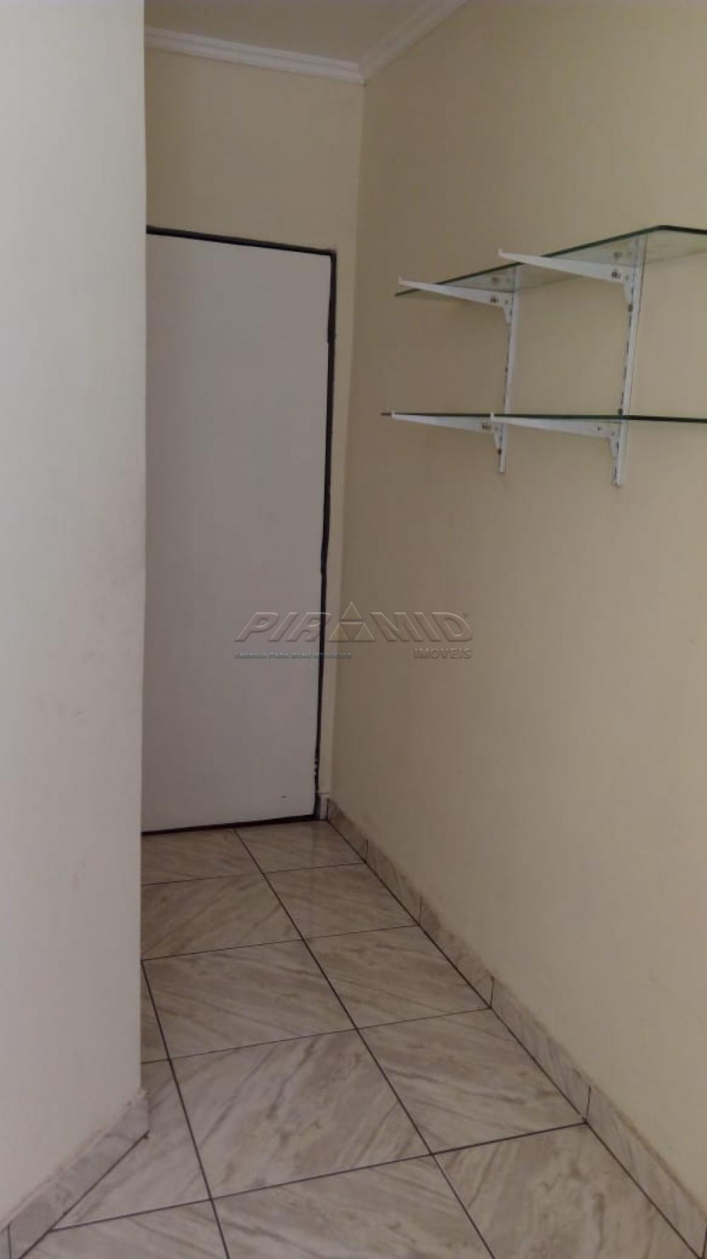 Alugar Apartamento / Padr&atilde;o em Ribeir&atilde;o Preto R$ 1.200,00 - Foto 9