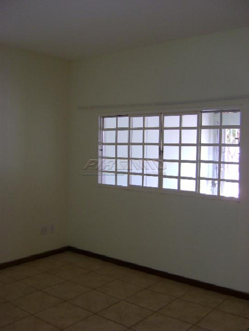 Alugar Casa / Padr&atilde;o em Ribeir&atilde;o Preto R$ 1.300,00 - Foto 1