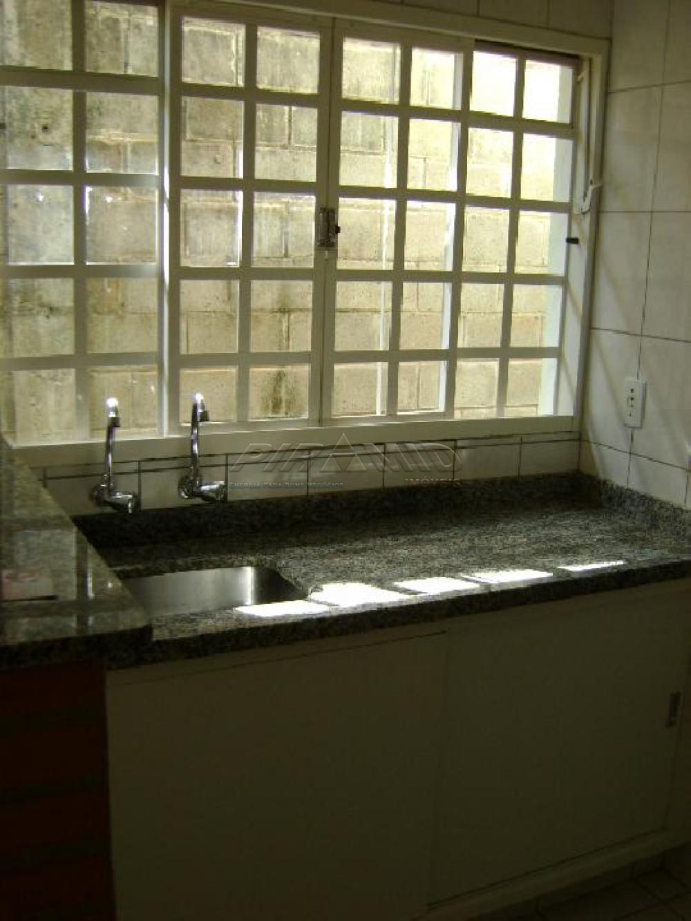 Alugar Casa / Padr&atilde;o em Ribeir&atilde;o Preto R$ 1.300,00 - Foto 8