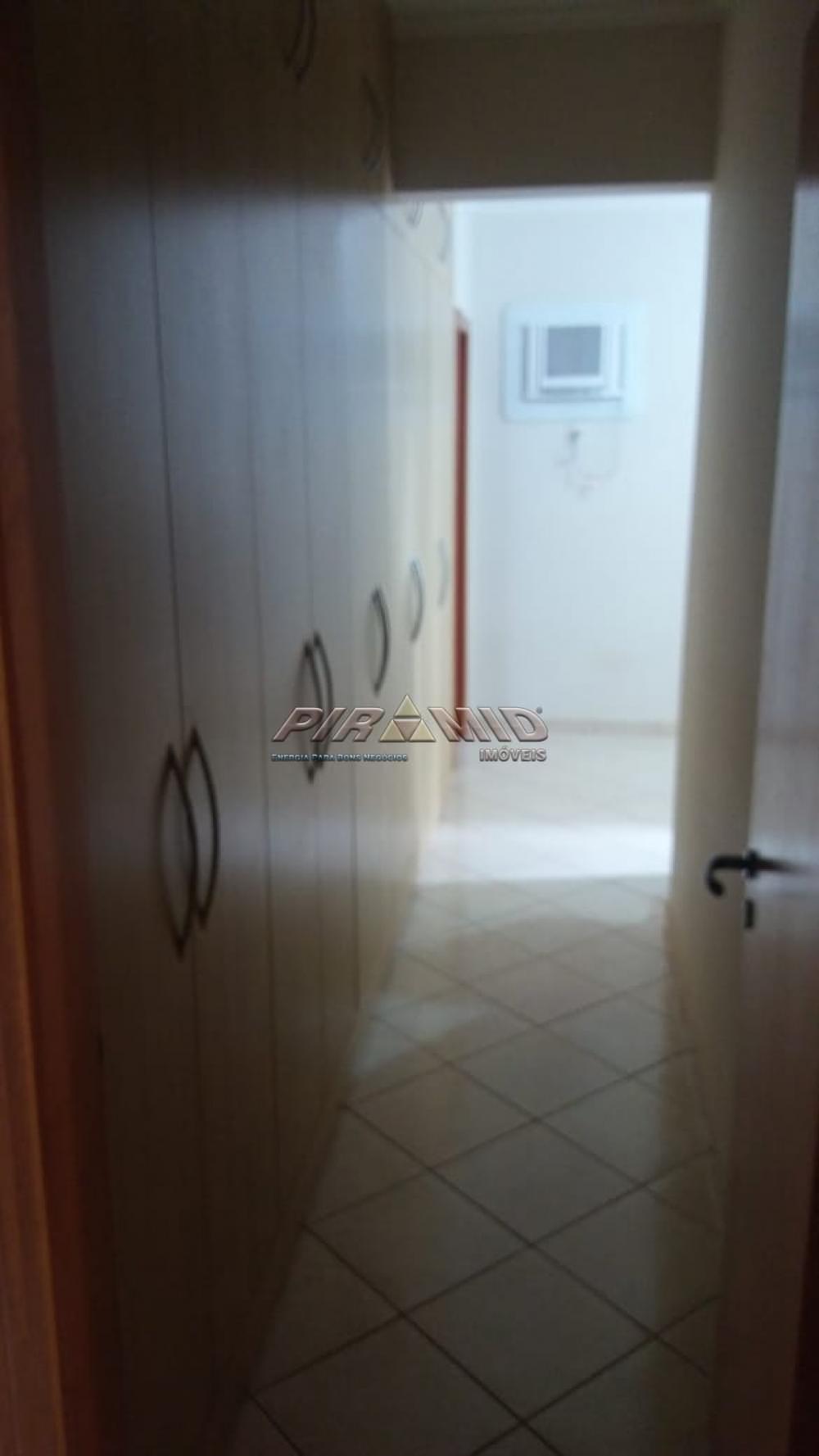 Alugar Apartamento / Padr&atilde;o em Ribeir&atilde;o Preto R$ 2.500,00 - Foto 12