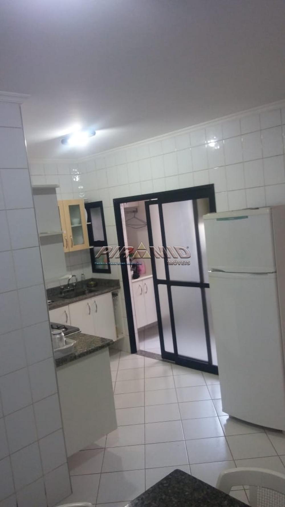 Alugar Apartamento / Padr&atilde;o em Ribeir&atilde;o Preto R$ 2.500,00 - Foto 18