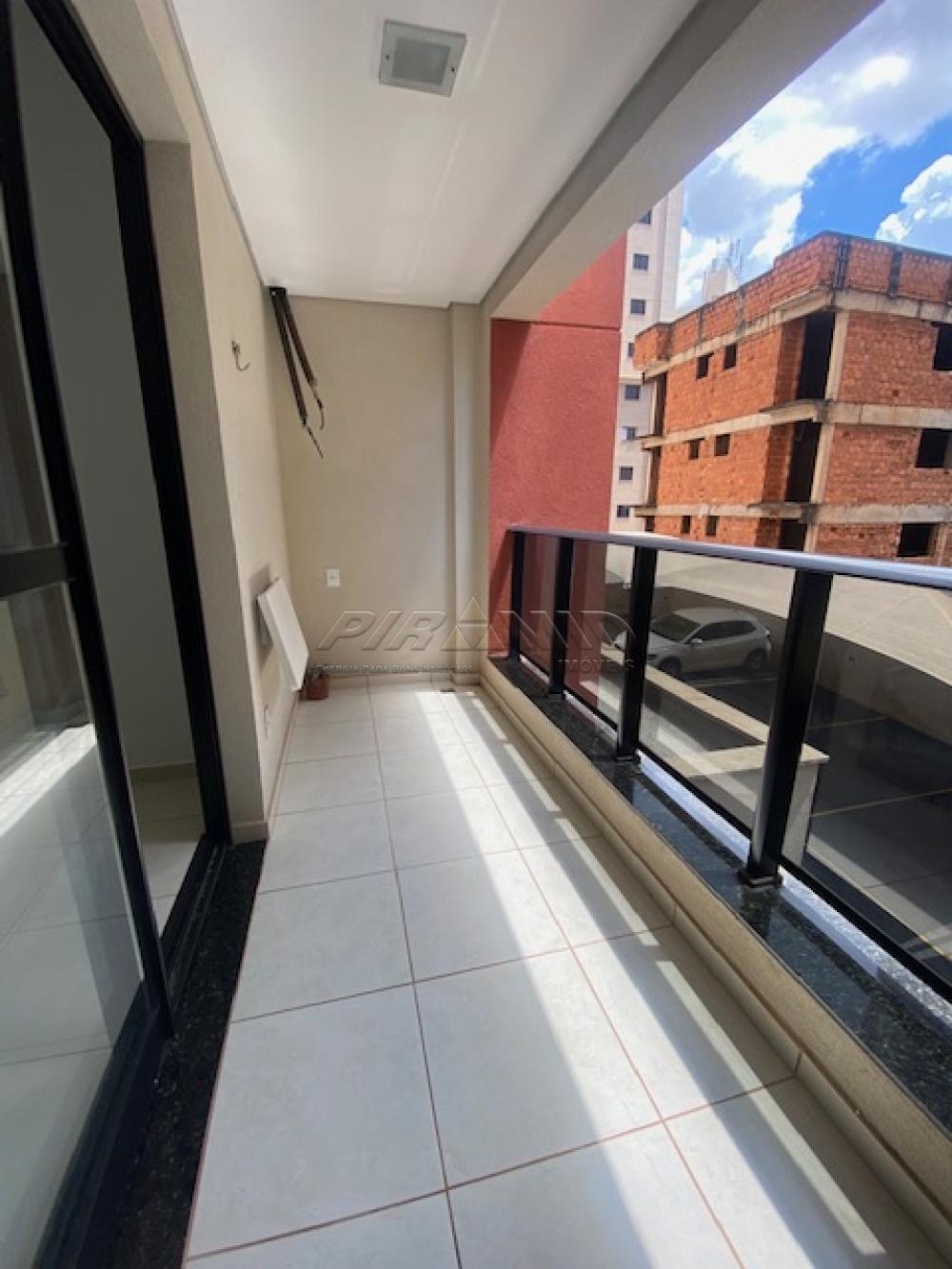 Alugar Apartamento / Padr&atilde;o em Ribeir&atilde;o Preto R$ 1.400,00 - Foto 4