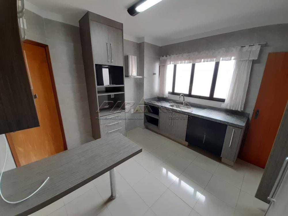 Alugar Apartamento / Padr&atilde;o em Ribeir&atilde;o Preto R$ 1.600,00 - Foto 18