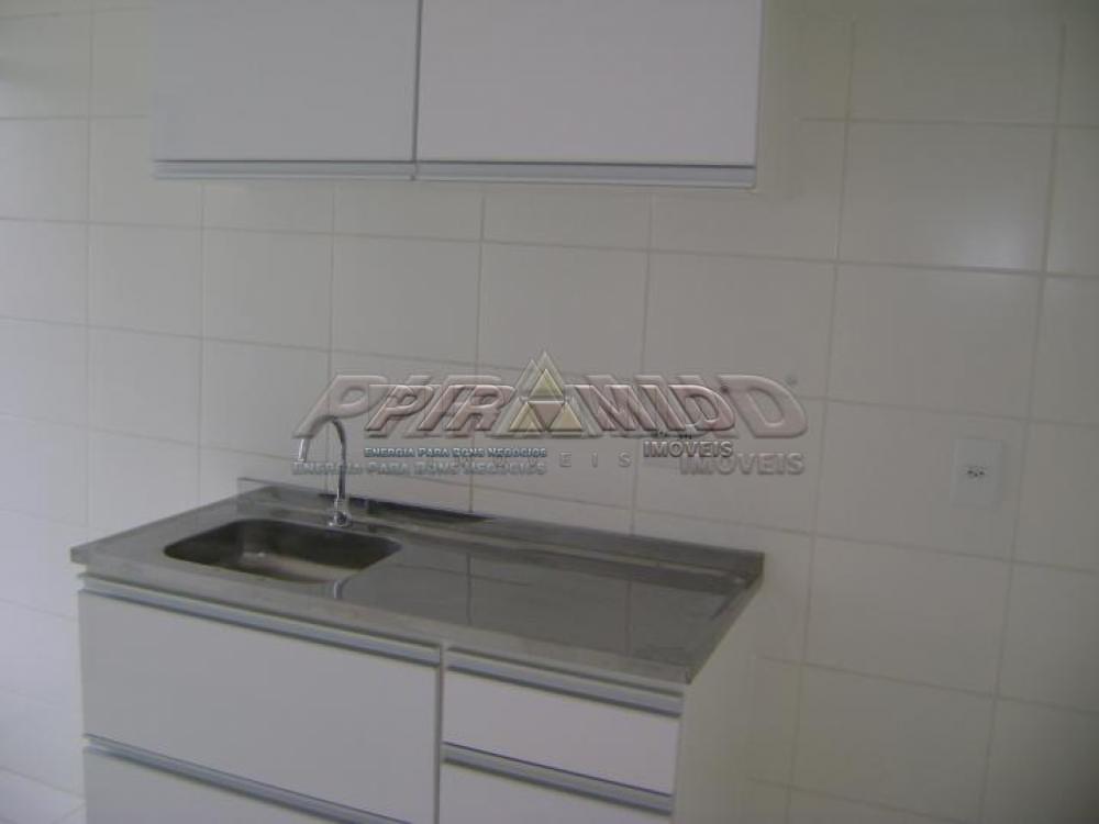 Alugar Apartamento / Padr&atilde;o em Ribeir&atilde;o Preto R$ 1.350,00 - Foto 3