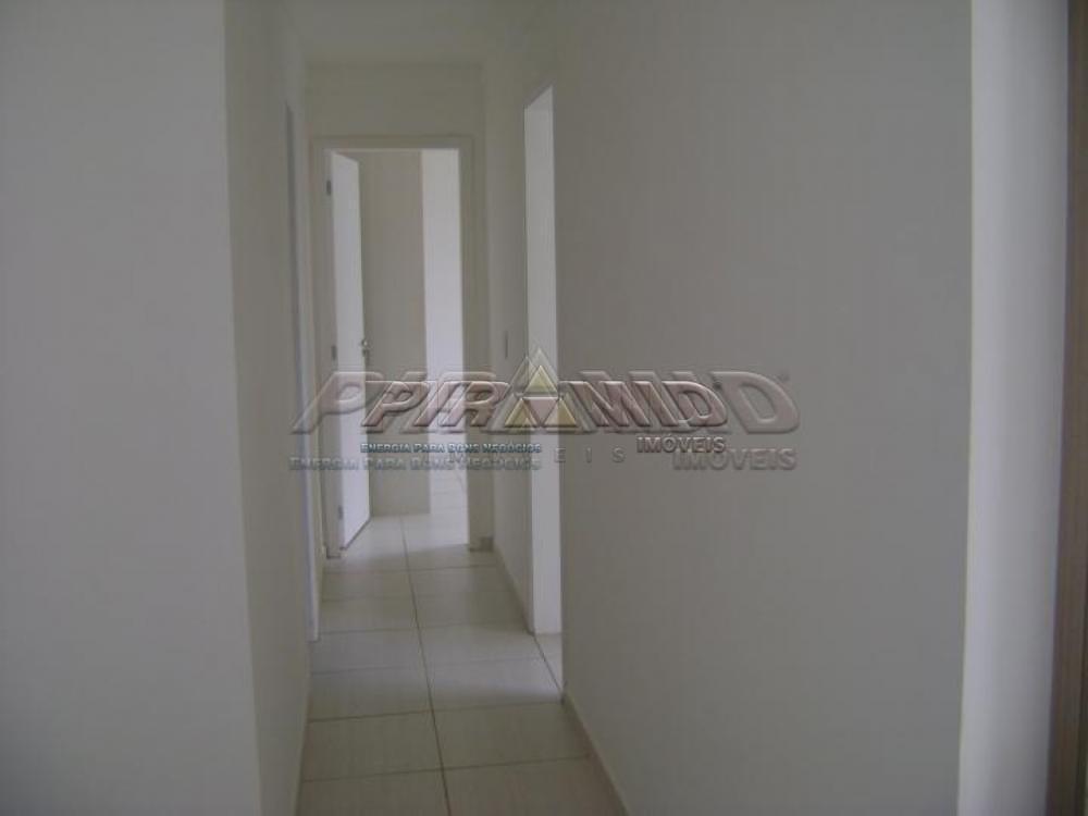 Alugar Apartamento / Padr&atilde;o em Ribeir&atilde;o Preto R$ 1.350,00 - Foto 4